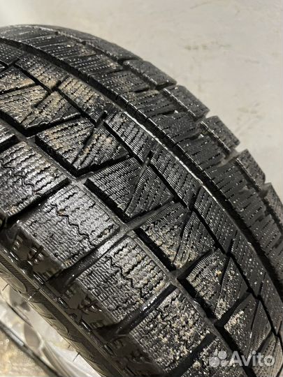 Bridgestone Blizzak Revo GZ 215/55 R16 93S