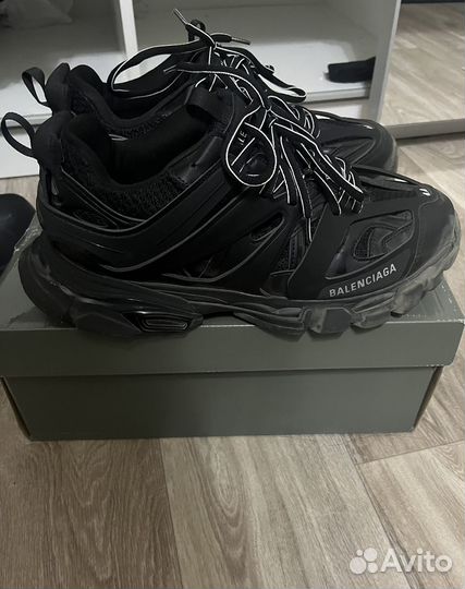 Balenciaga track 1 на руках 44