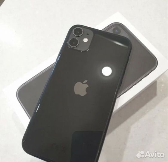 iPhone 11, 64 ГБ