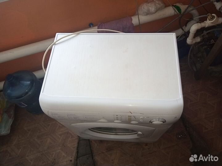 Стиральная машина аристон