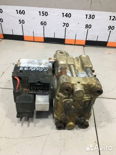 Блок ABS (насос) BMW 8 E31