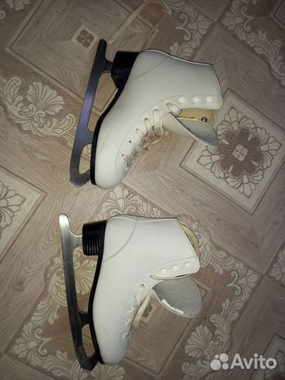Продам коньки р.35-36