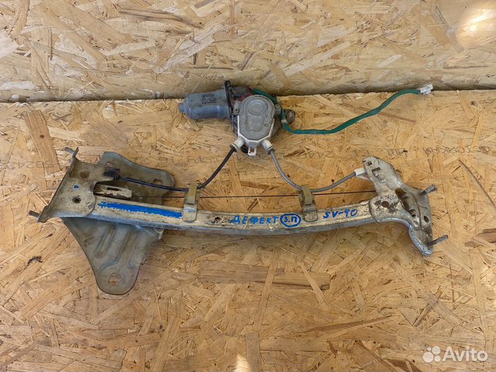 Стеклоподьемник задний правый Toyota vista sv40