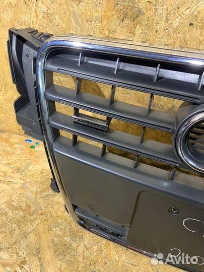 Решетка радиатора Audi A5 8Т 2007-2011