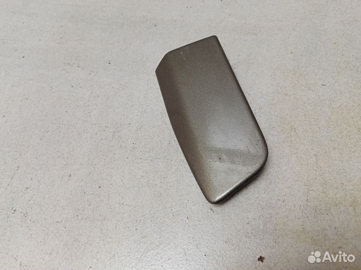 Молдинг переднего левого крыла