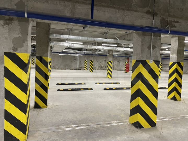 Машиноместо, 15 м²