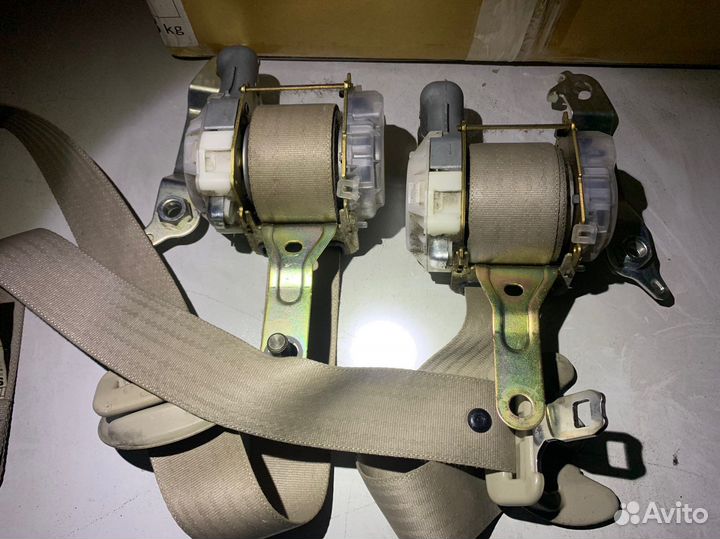 Ремни безопасности Subaru Legacy Outback B13