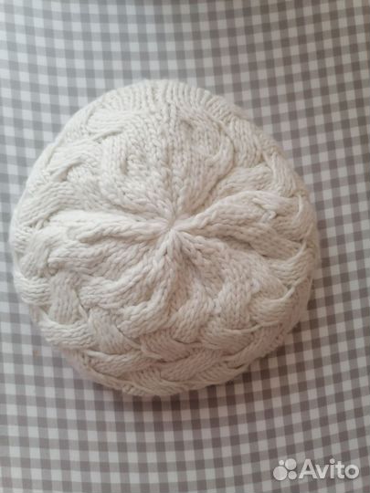 Берет женский