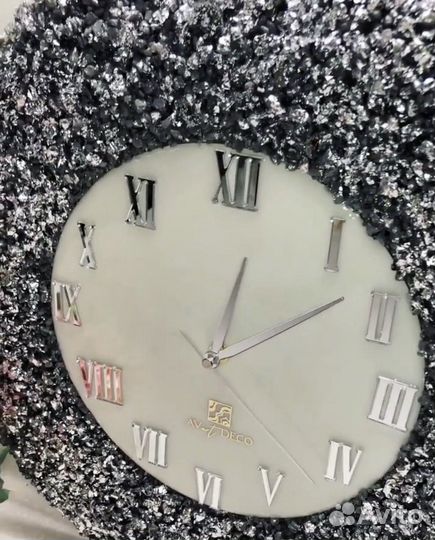 Настенные часы из эпоксидной смолы