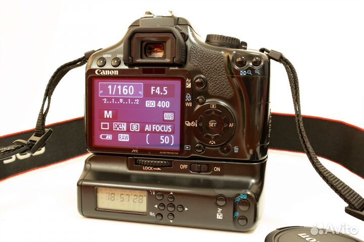 Canon eos 450d + kit canon ef-s 18-55mm + батблок