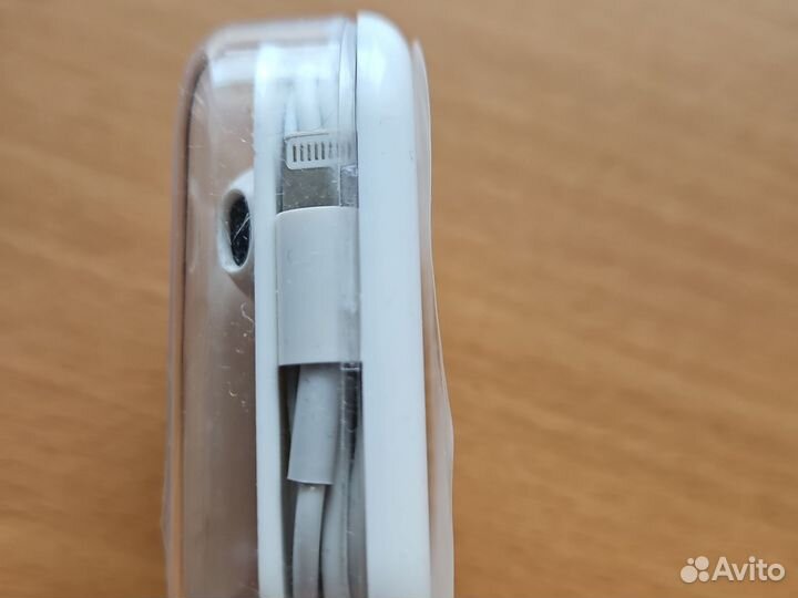 Наушники earpods