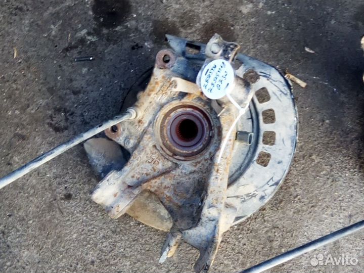 Кулак задний L, R Audi Q7 7L8505436A