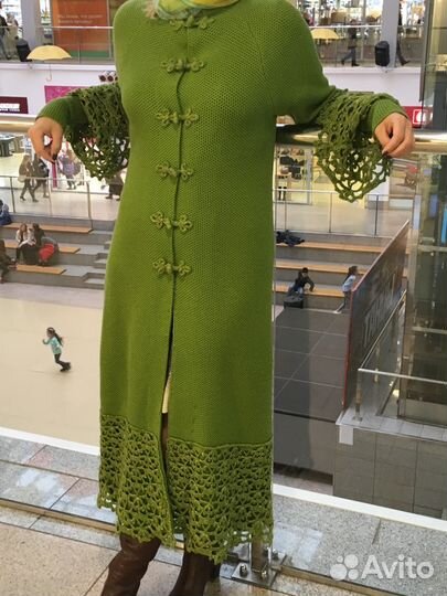 Пальто вязаное крючком