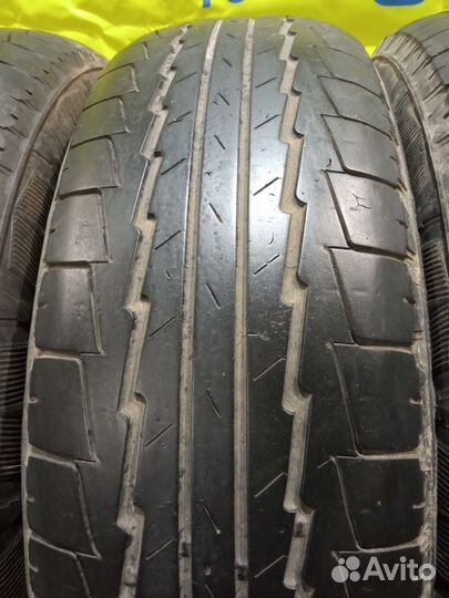 Kumho Road Venture ST KL16 235/75 R16