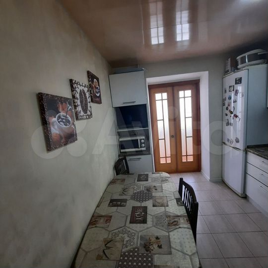 3-к. квартира, 65 м², 3/5 эт.