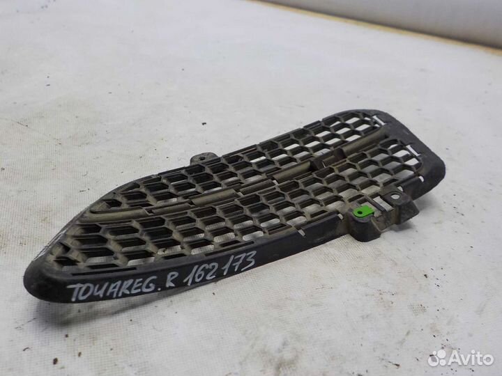 Накладка переднего бампера Volkswagen Touareg