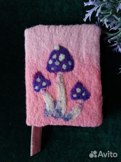 Блокнот с валяной обложкой