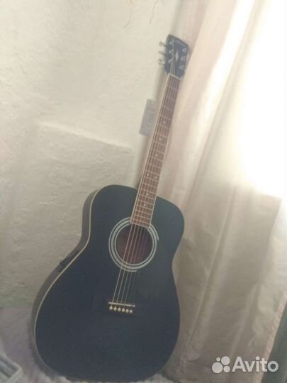 Электро акустическая гитара