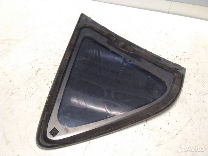 Стекло глухое зад. левое Mazda 3 BK 2002-2009