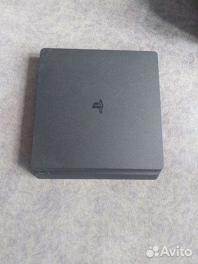 Продаю playstation 4