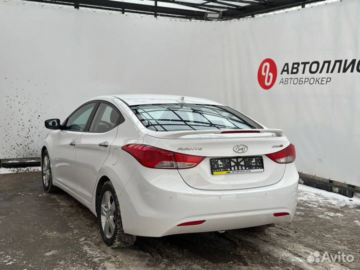 Hyundai Avante 1.6 AT, 2012, 172 000 км