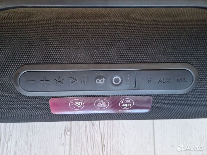 Колонка jbl boombox