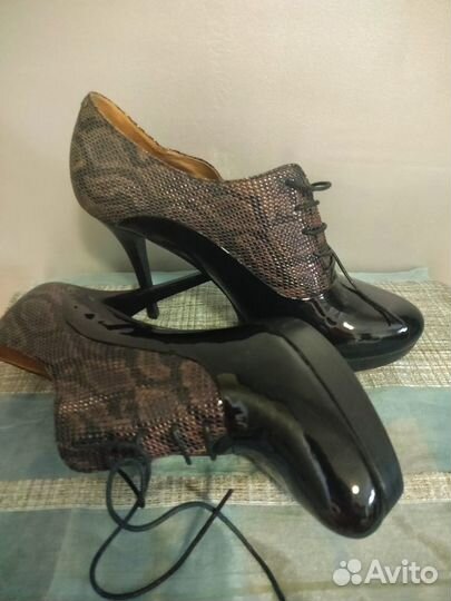 Стильные брендовые полуботиночки RiaRosa