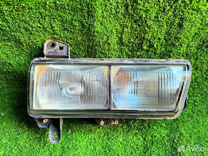 454 фара на mazda titan