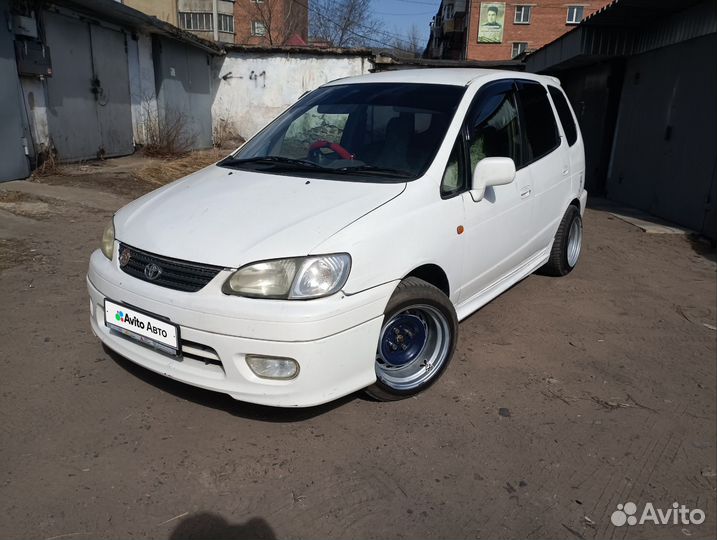 Toyota Corolla Spacio 1.6 AT, 1998, 299 999 км