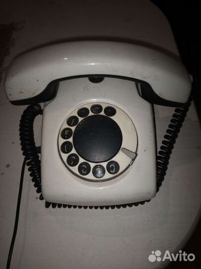 Телефон дисковый из СССР