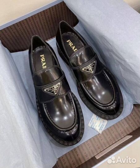 Лоферы мужские Prada