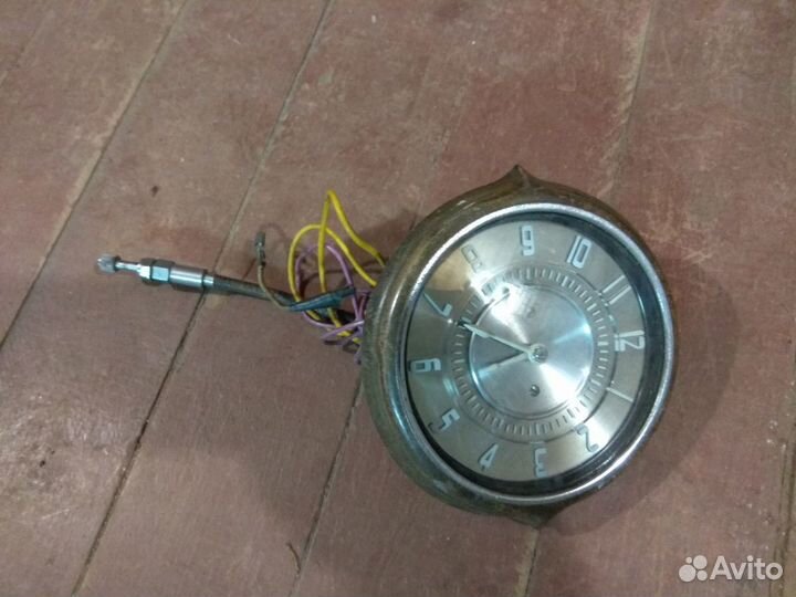 Часы автомобиля Зим