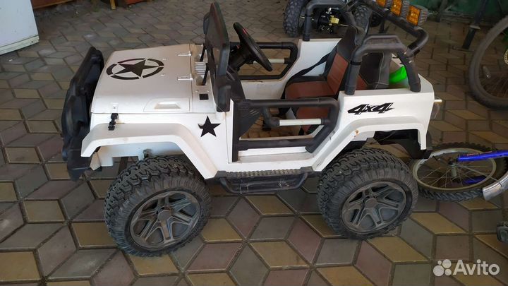 Детский электромобиль бу