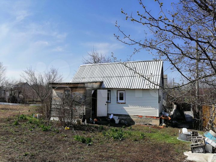 Дача 25 м² на участке 6 сот.