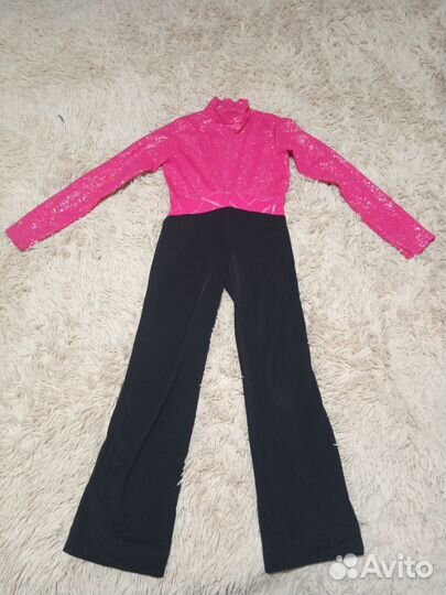 Одежда для фигурного катания