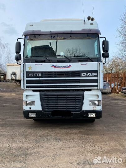 DAF 95XF430 с полуприцепом, 1999
