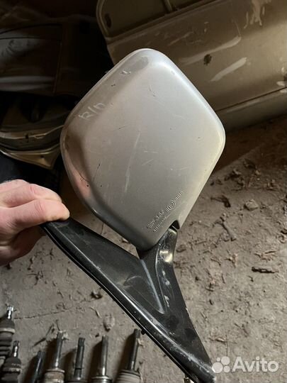 Зеркало боковое левое pajero 2