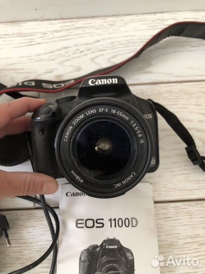 Зеркальный фотоаппарат Canon eos 1100d