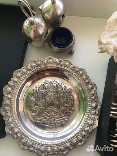 Декоративная настенная тарелка глубокое серебрение