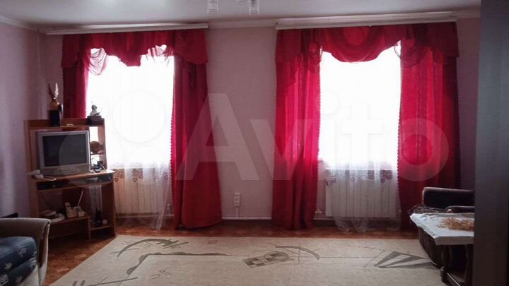 Дом 400 м² на участке 25 сот.