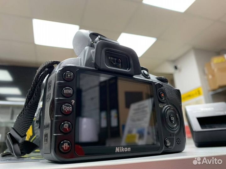 Nikon D3100 Kit AF-S DX nikkor 18-55mm
