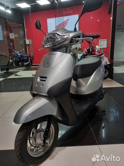 Скутер Honda Tact