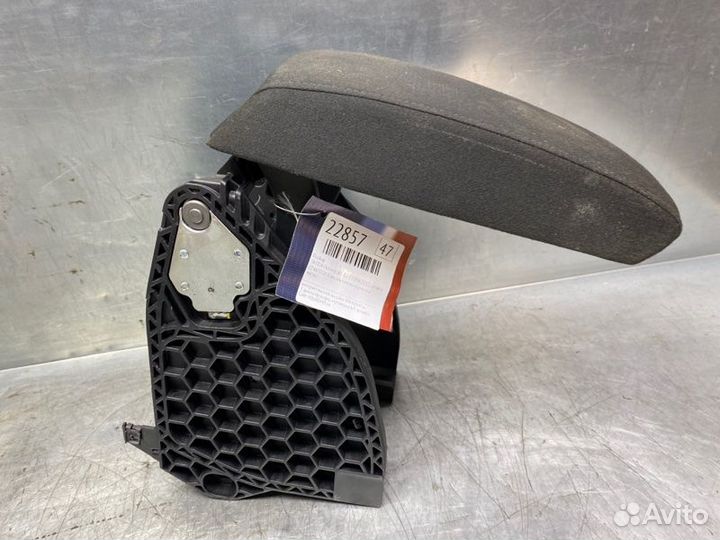 Подлокотник Skoda Octavia (A5 1Z) 2004-2013