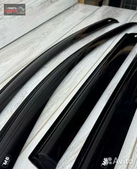 Ветровики УАЗ Патриот