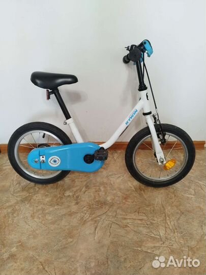 Велосипед детский четырехколесный
