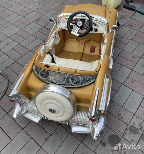 Электромобиль детский с пультом управления