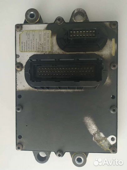 Блок управления двигателем эбу 0074467040 Mercedes