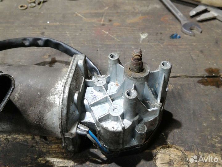 Моторчик стеклоочистителя ваз priora