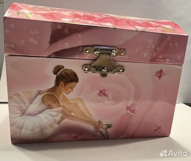 Музыкальная шкатулка с балериной