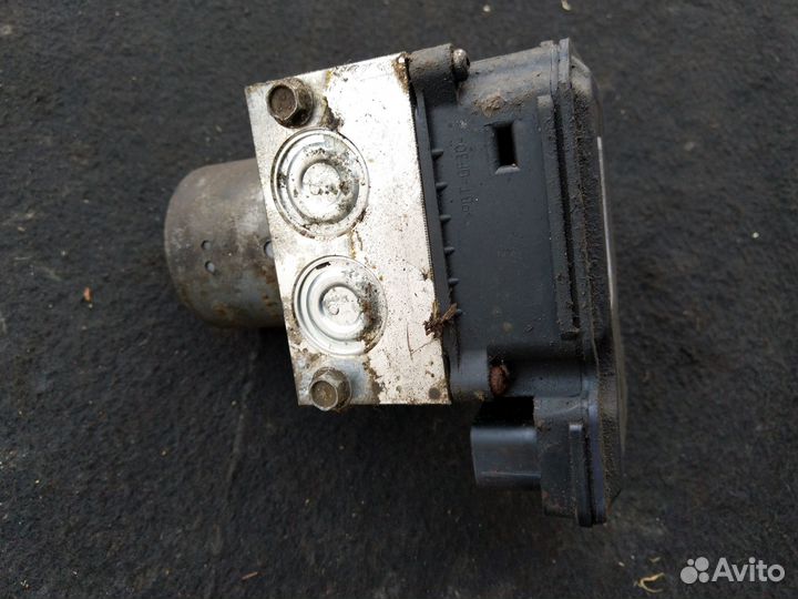 Блок abs Jeep Grand Cherokee WK2 3.0 дизель 2012г